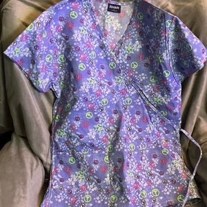 Scrubs Top